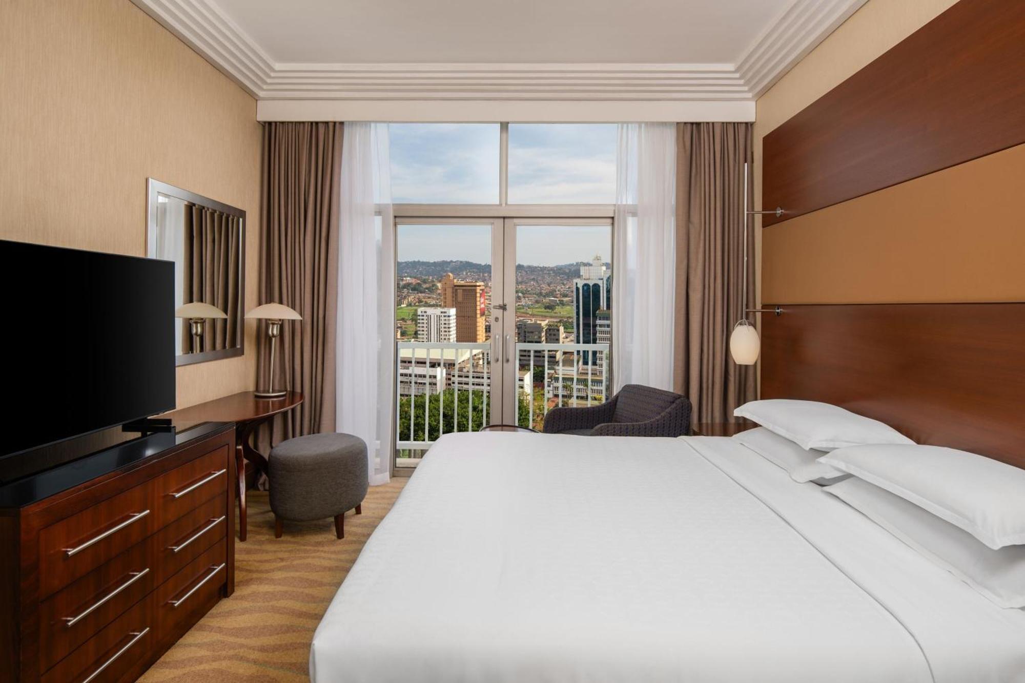 Sheraton Kampala Hotel Kültér fotó
