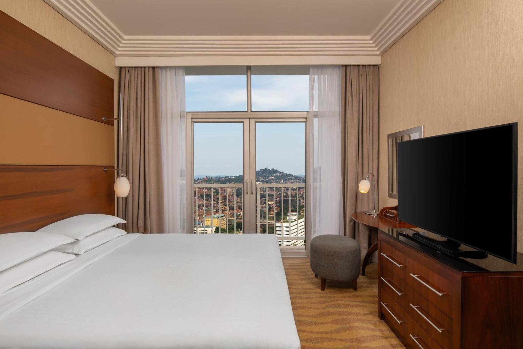 Sheraton Kampala Hotel Kültér fotó