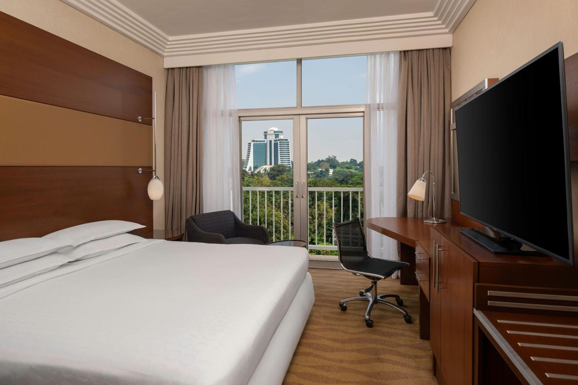 Sheraton Kampala Hotel Kültér fotó